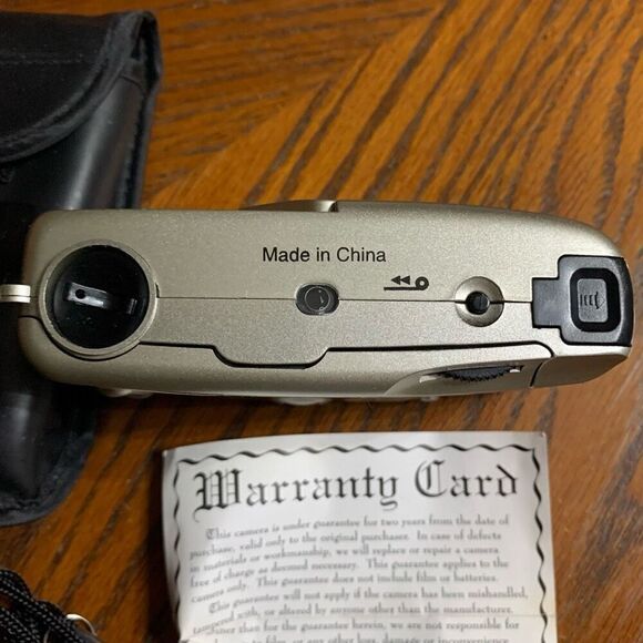 Vintage Sealed 1999 CVS 28mm Point And Shoot Camera Japan Lens - Picture 5 of 6